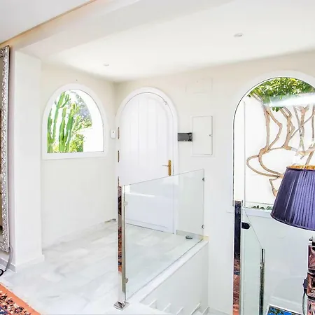 Luxury With Swimming Pool And Jacuzzi Marbella